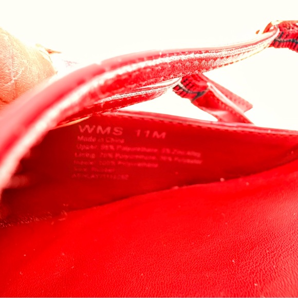 Aldo Marietta NWOT Red Patent Strappy Kitten Heels Pillow Walk Comfort Size 11 - Picture 10 of 10